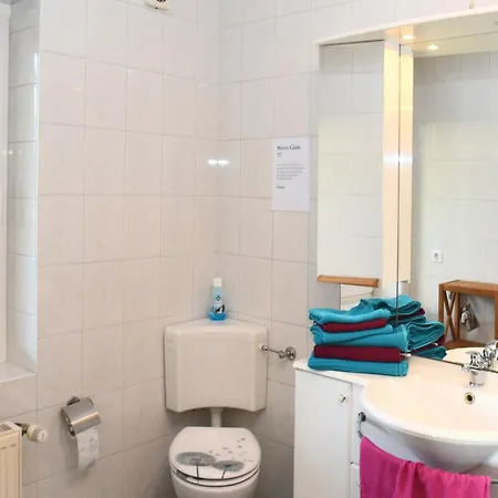 Easy Access To Local Highlights, Cleaning Included * Naumburg (Saale)